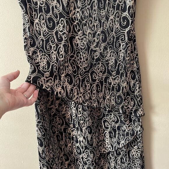 Connected Apparel Black & Gold Bodre Sheath Dress- Size 8 - Picture 7 of 10